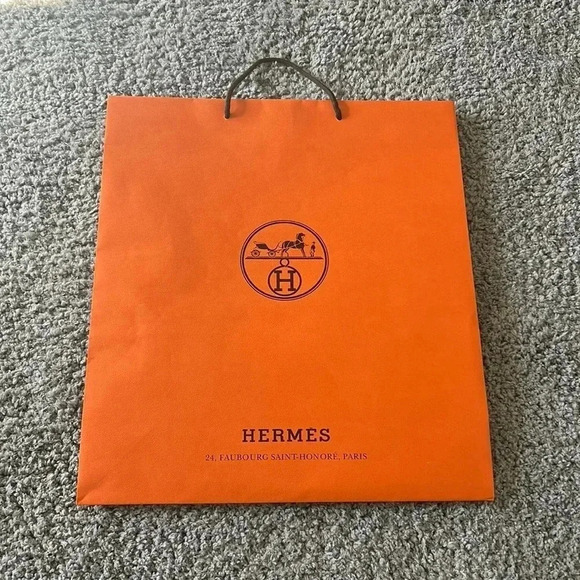 Hermes/Fendi - Empty Large Bag(s) & Small Hermes Bag - Picture 2 of 5